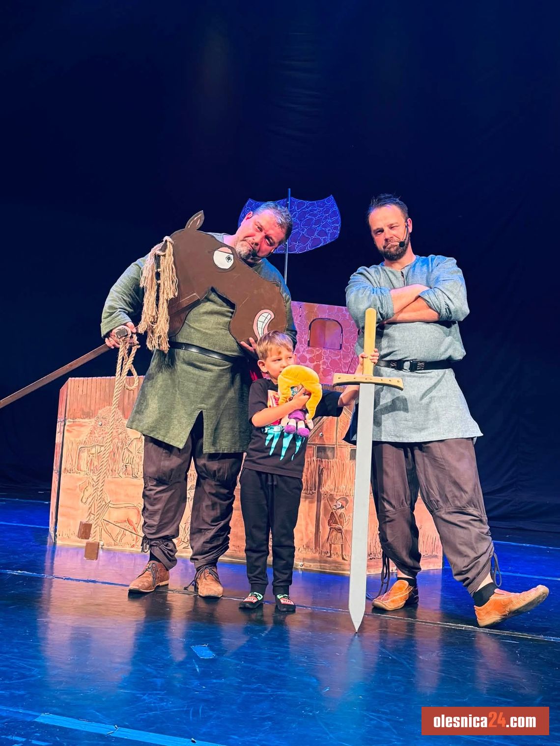 Śmiech, emocje i magiczna atmosfera! Teatr Form Wielu rozbawił publiczność na SKWERFEST 2026 Śmiech, emocje i magiczna atmosfera! Teatr Form Wielu rozbawił publiczność na SKWERFEST 2026
