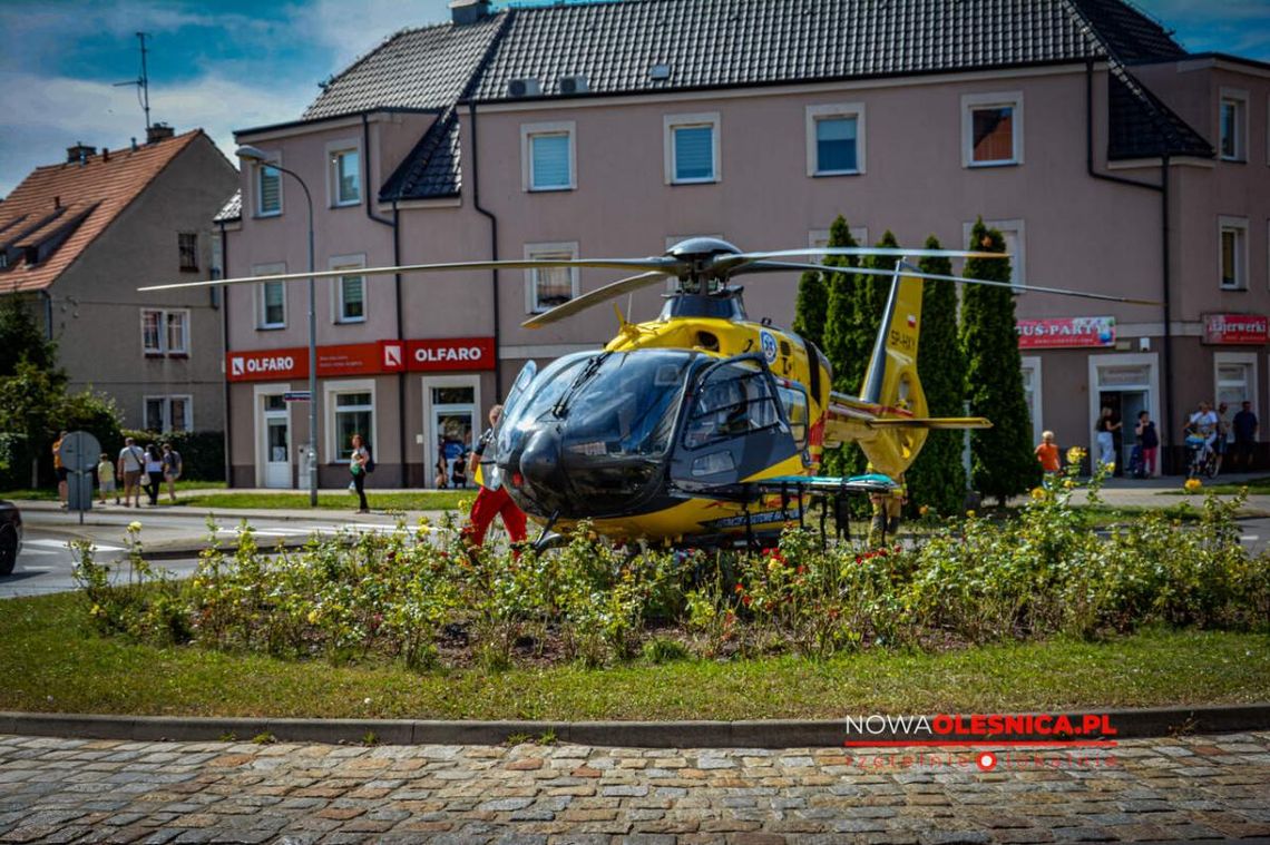 Śmigłowiec lądował na rondzie w Oleśnicy