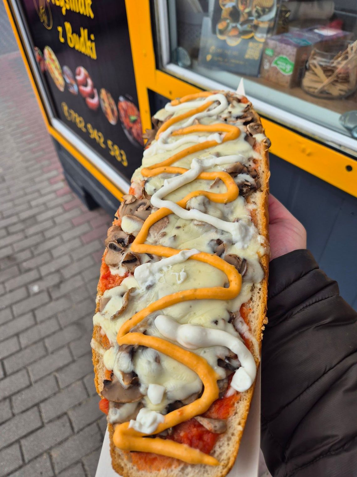 Smutny dzień dla gastronomii. Radny żegna „Przysmaki z budki”