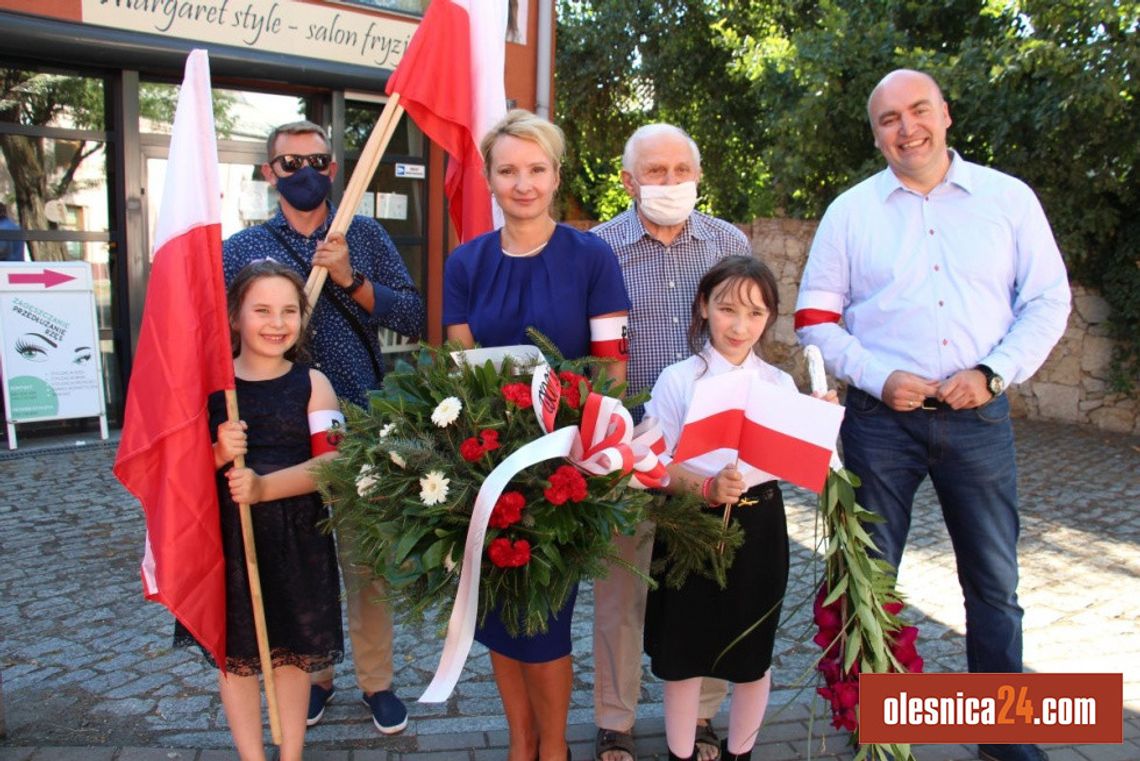 Społeczne obchody Narodowego Dnia Powstania Warszawskiego przyćmiły oficjalne