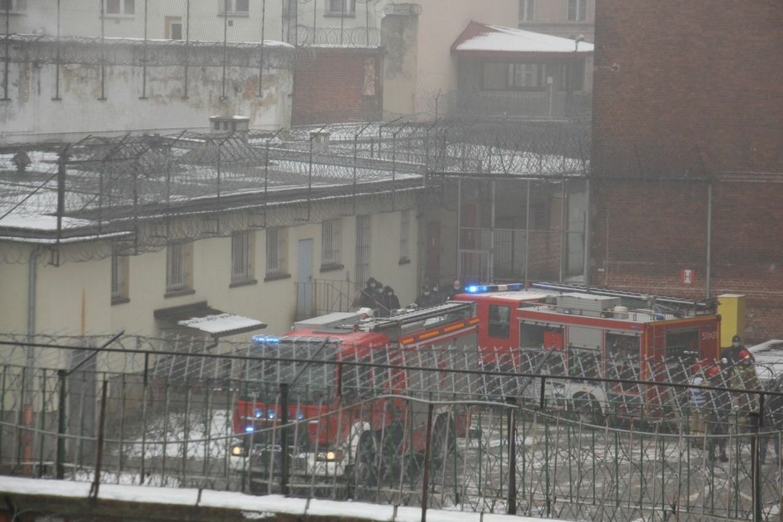 Straż pożarna w więzieniu w Oleśnicy