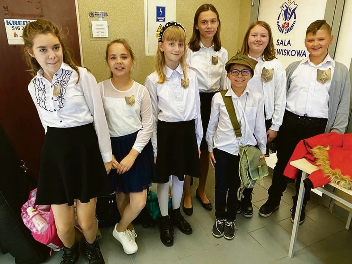Sycowscy uczniowie zaśpiewali "Przysięgę"