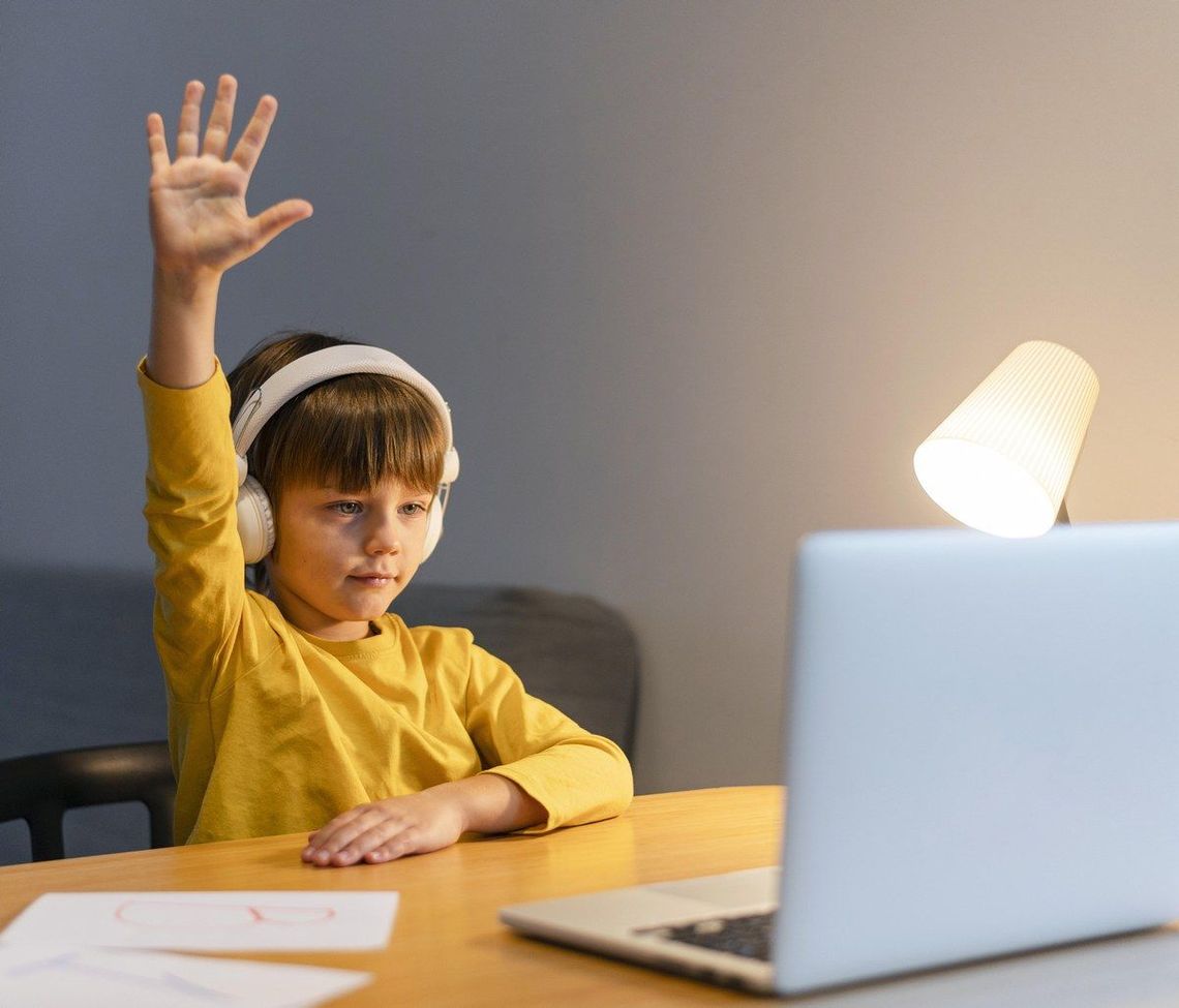 Szkoła online dla Polaków mieszkających za granicą
