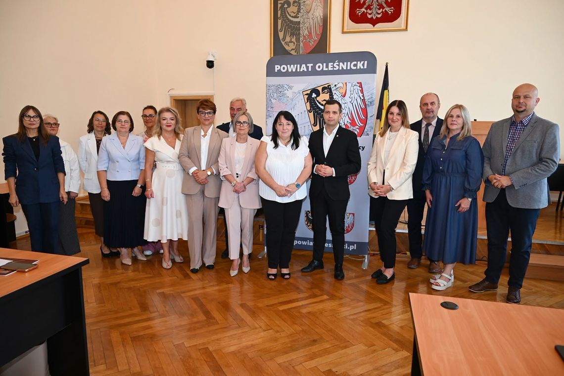 Szkoły w powiecie oleśnickim gotowe na 1 września! Starosta sprawdził przygotowania