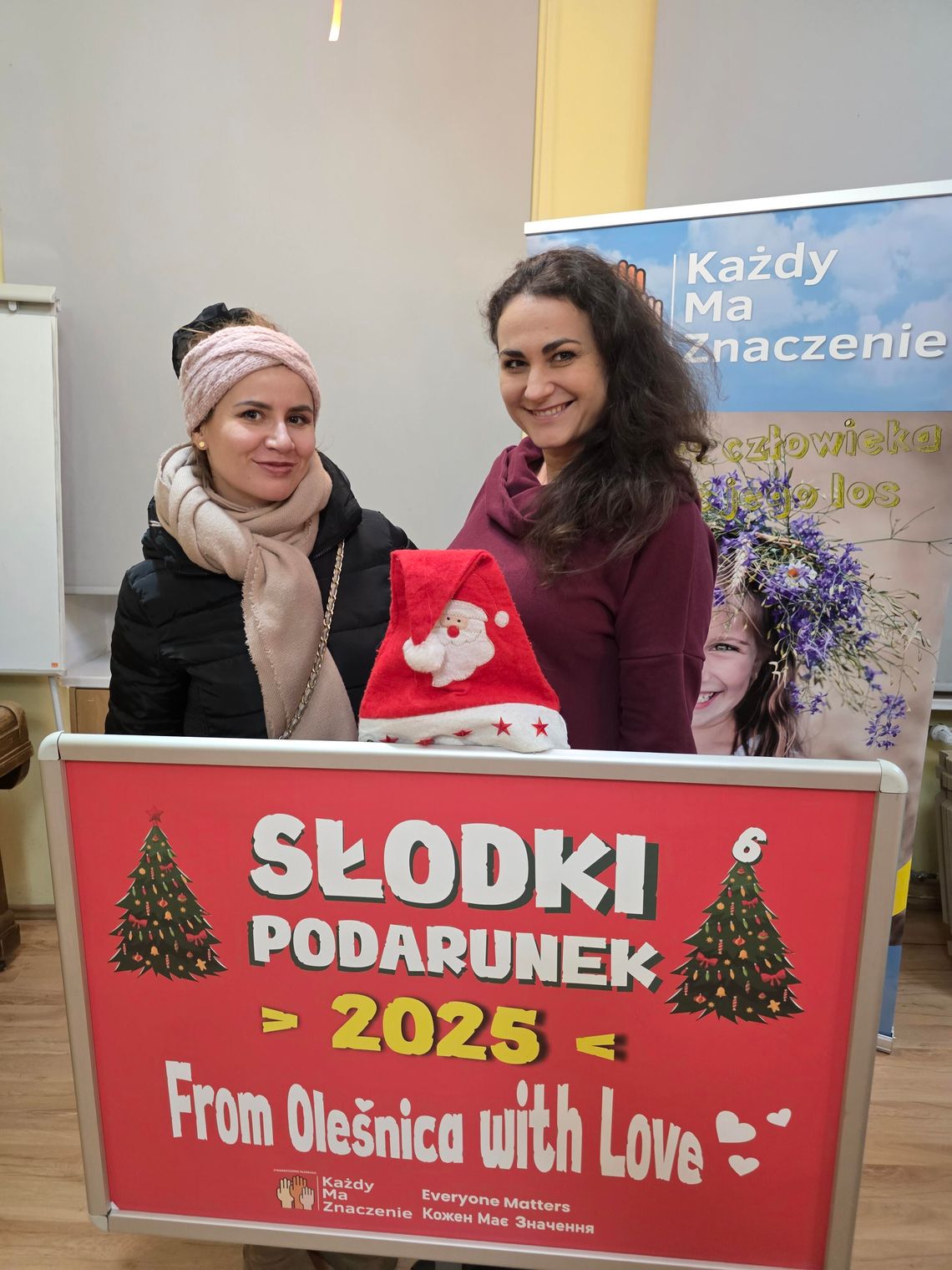 Szósta edycja „Słodkiego Podarunku” w Oleśnicy: zebrano 81 domowych ciast dla potrzebujących