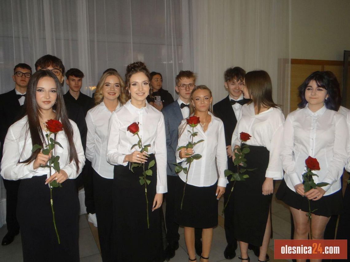 Tak maturzyści bawili się na studniówce