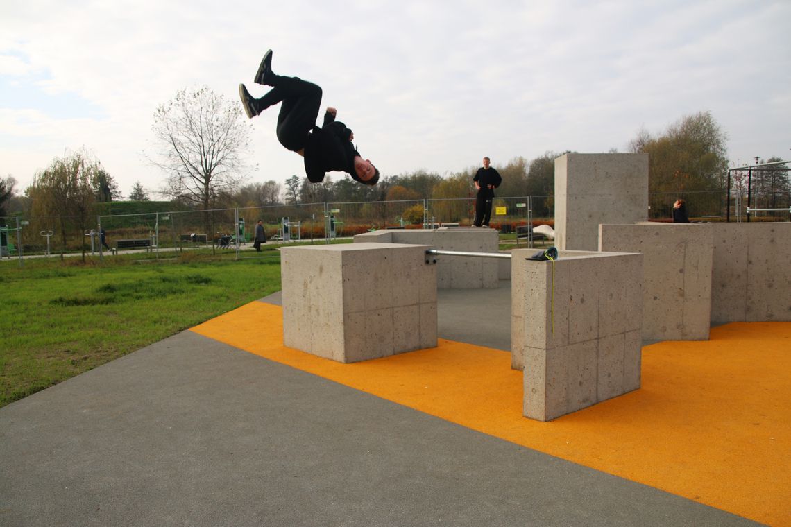 Testowali parkur park w Oleśnicy (WIDEO)