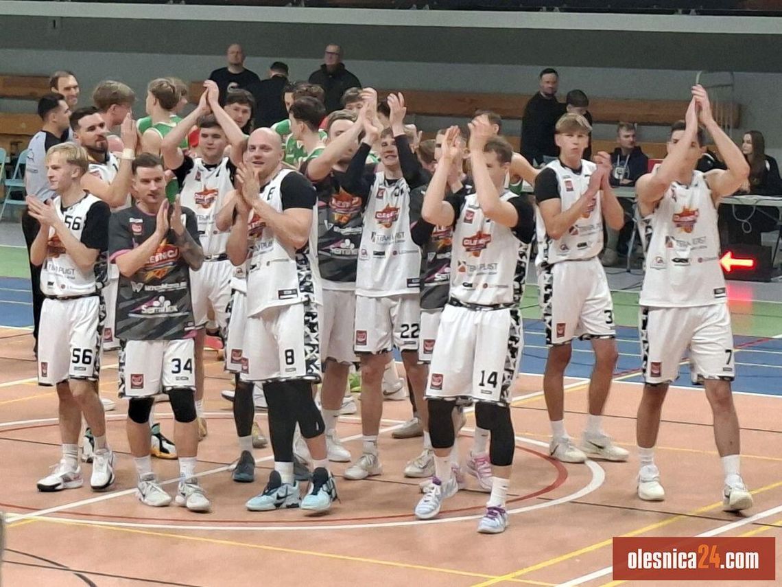 To był nokaut! Oleśnica bije w dolnośląskich derbach Śląsk Wrocław To był nokaut! Oleśnica bije w dolnośląskich derbach Śląsk Wrocław