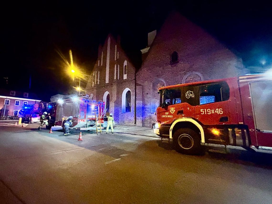 Starszy mężczyzna spłonął żywcem w przyczepie kempingowej. Tego samego wieczoru paliła się też cerkiew i garaże Starszy mężczyzna spłonął żywcem w przyczepie kempingowej. Tego samego wieczoru paliła się też cerkiew i garaże