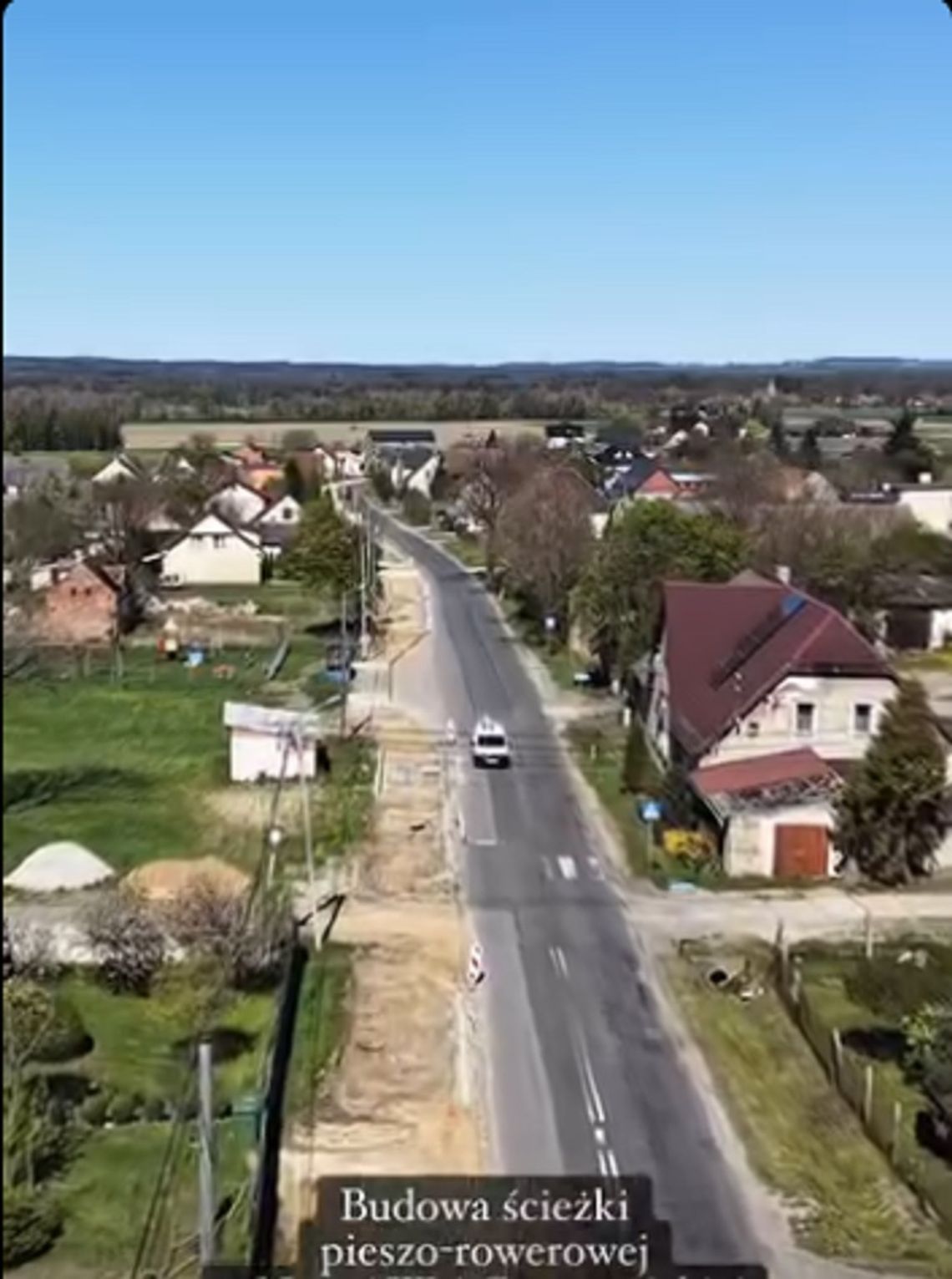 Trwa budowa ścieżki pieszo-rowerowej między Nową Wsią Goszczańską a Goszczem (ROLKA)
