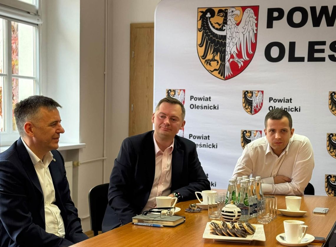 Trzy powiaty łączą siły! Ruszają przygotowania do przełomowej inwestycji drogowej Trzy powiaty łączą siły! Ruszają przygotowania do przełomowej inwestycji drogowej