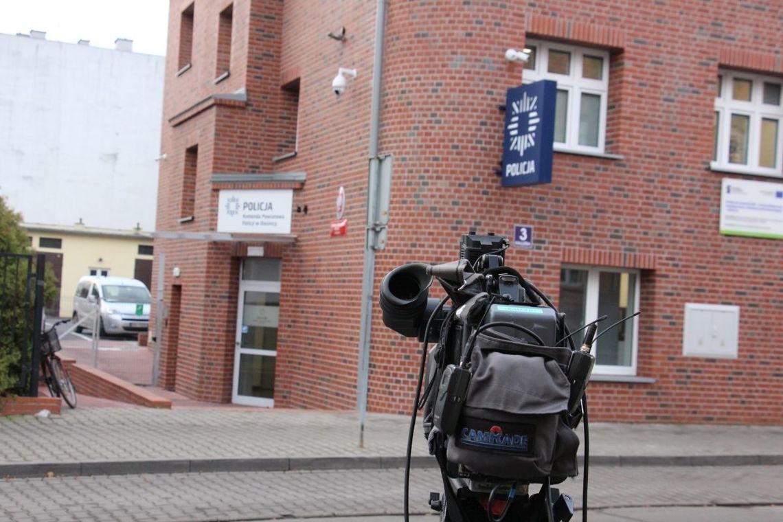 TVN pod komendą policji - rozpoczęły się przesłuchania organizatorek manifestacji w Oleśnicy