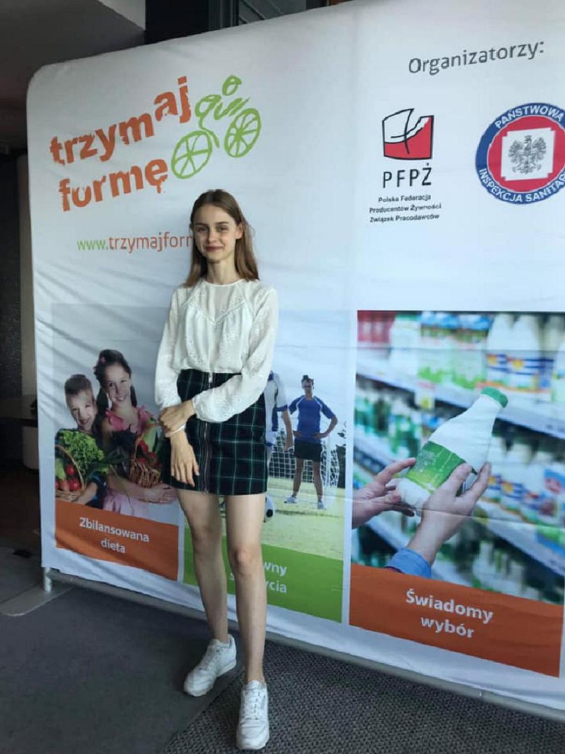 Uczennica SP8 w Oleśnicy laureatką konkursu "Trzymaj formę"