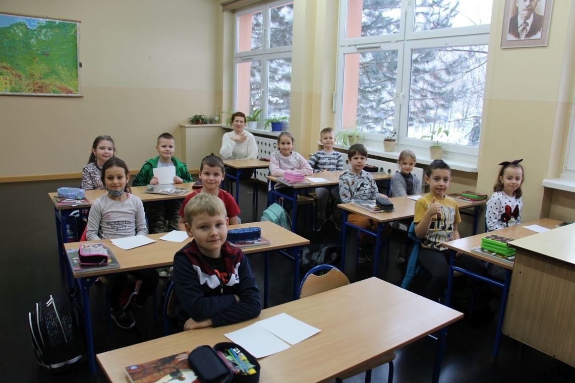 Uczniowie wrócili do szkoły. 300 uczniów zaczęło naukę w ZSP nr 1 w Oleśnicy