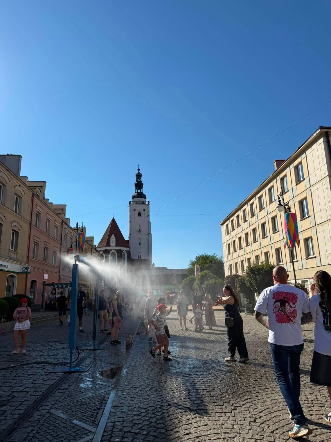 Upał nie straszny podczas festiwalu OFCA w Oleśnicy Upał nie straszny podczas festiwalu OFCA w Oleśnicy