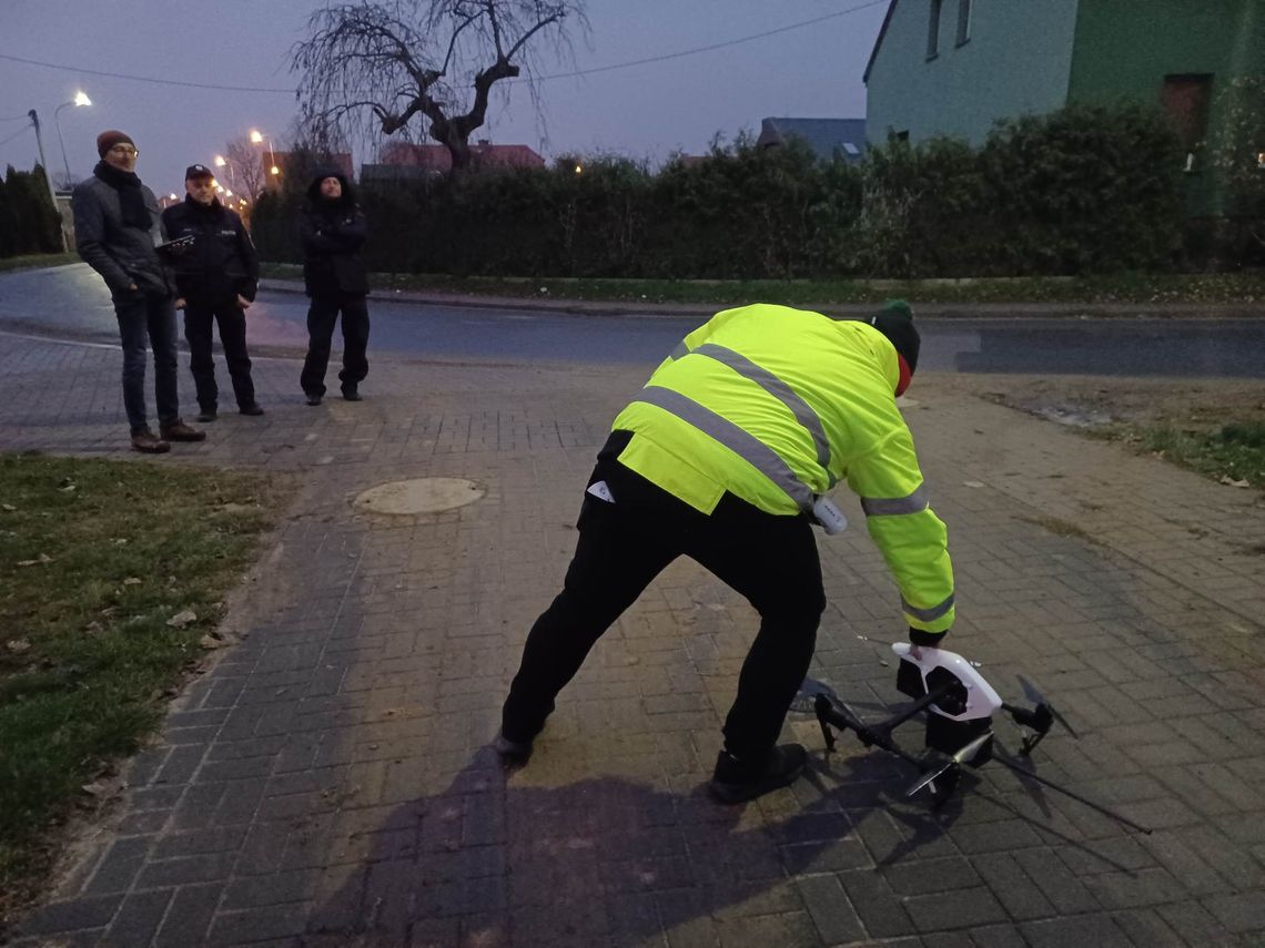 Urząd Miasta Oleśnicy kontroluje wraz z Policją powietrze na Ratajach