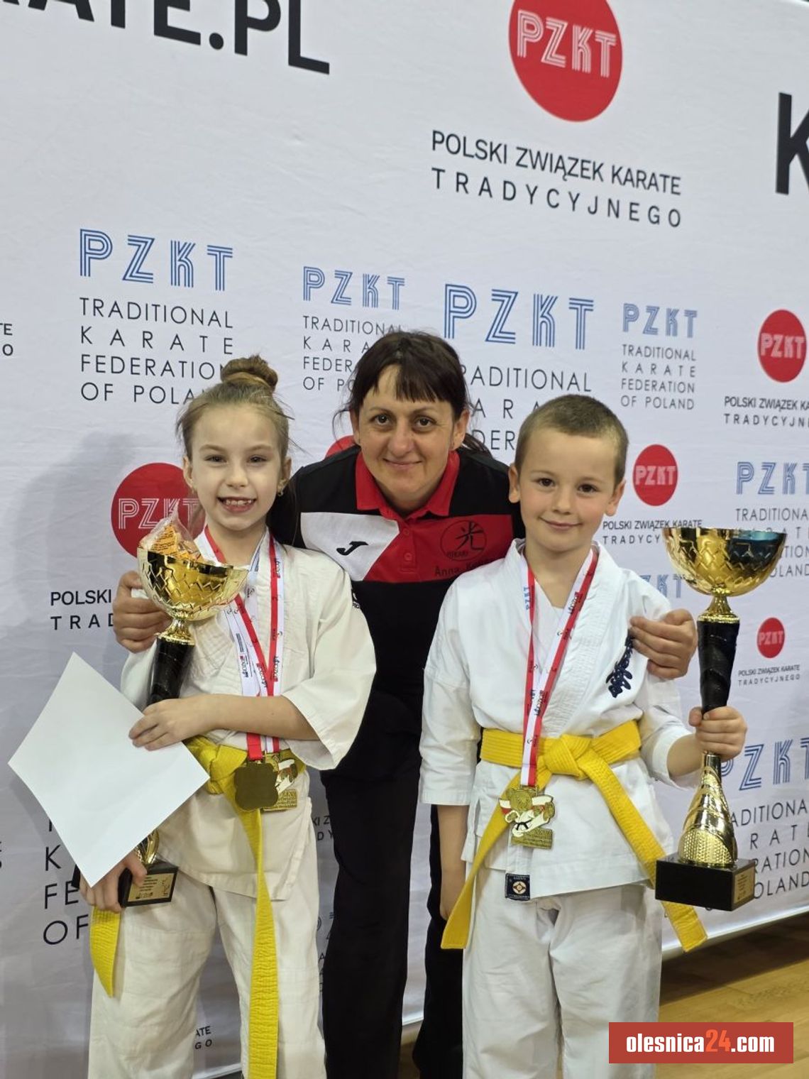 Wielki sukces młodych karateków z Oleśnicy! Hikari wraca z Pucharu Polski z medalami