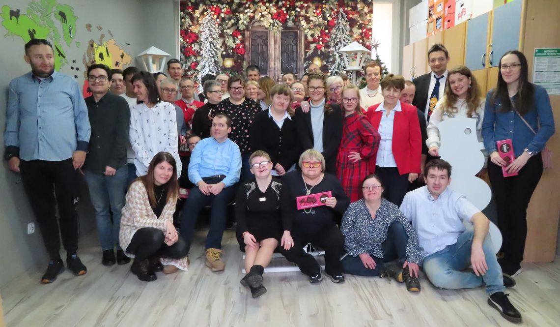 Wigilia dla podopiecznych ośrodka w nowej lokalizacji z powodu remontu Wigilia dla podopiecznych ośrodka w nowej lokalizacji z powodu remontu