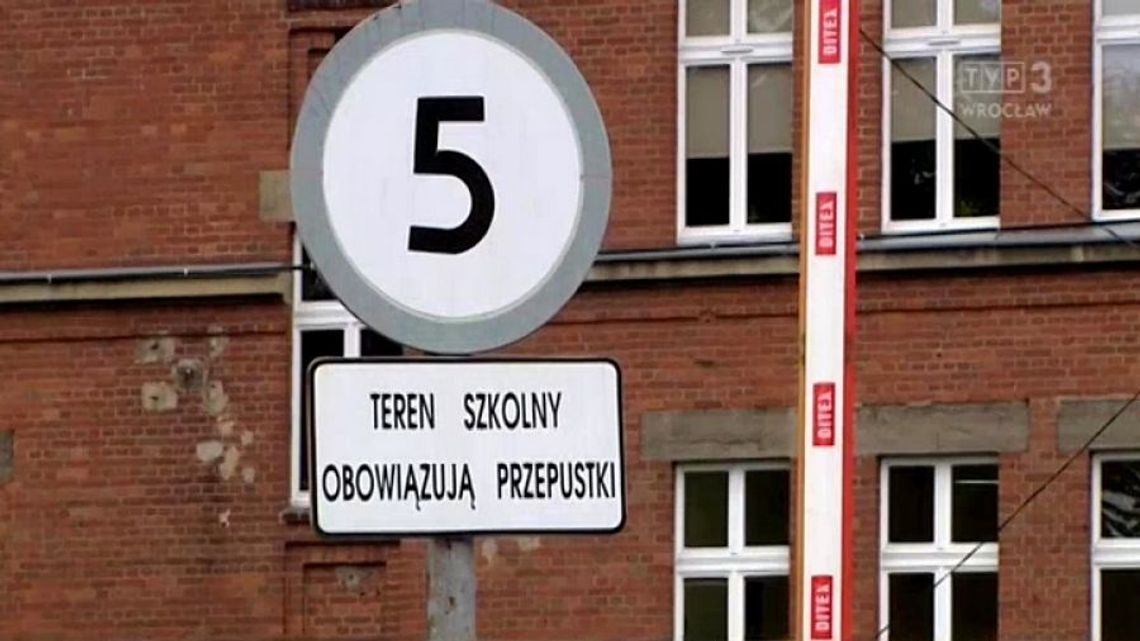 Wolny szlaban, czyli protest w Dwudziestce w Oleśnicy Wolny szlaban, czyli protest w Dwudziestce w Oleśnicy