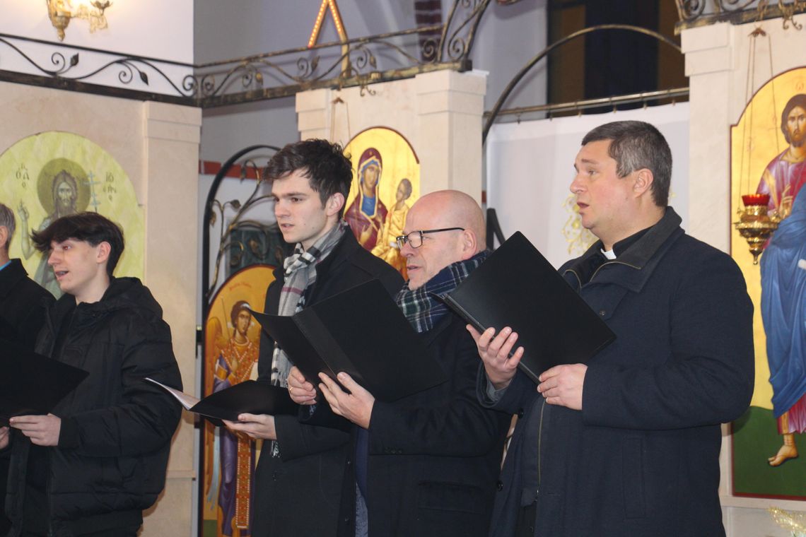 Wspólne kolędowanie w cerkwi pw. Zaśnięcia NMP w Oleśnicy