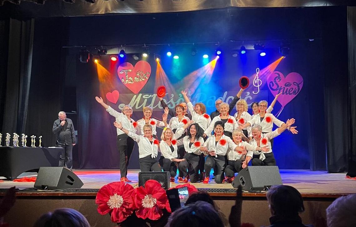 Eli Babki & Panowie z UTW Oleśnica podbili Ząbkowice Eli Babki & Panowie z UTW Oleśnica podbili Ząbkowice