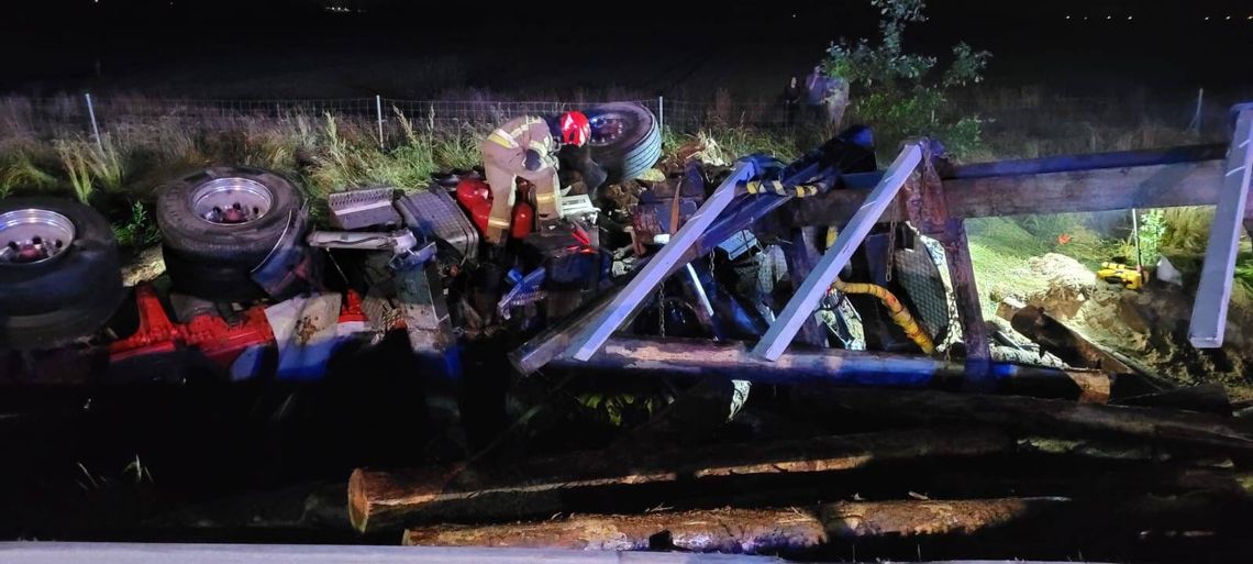 Wypadek na S8. Zderzyły się dwa samochody. Jedna osoba został ranna