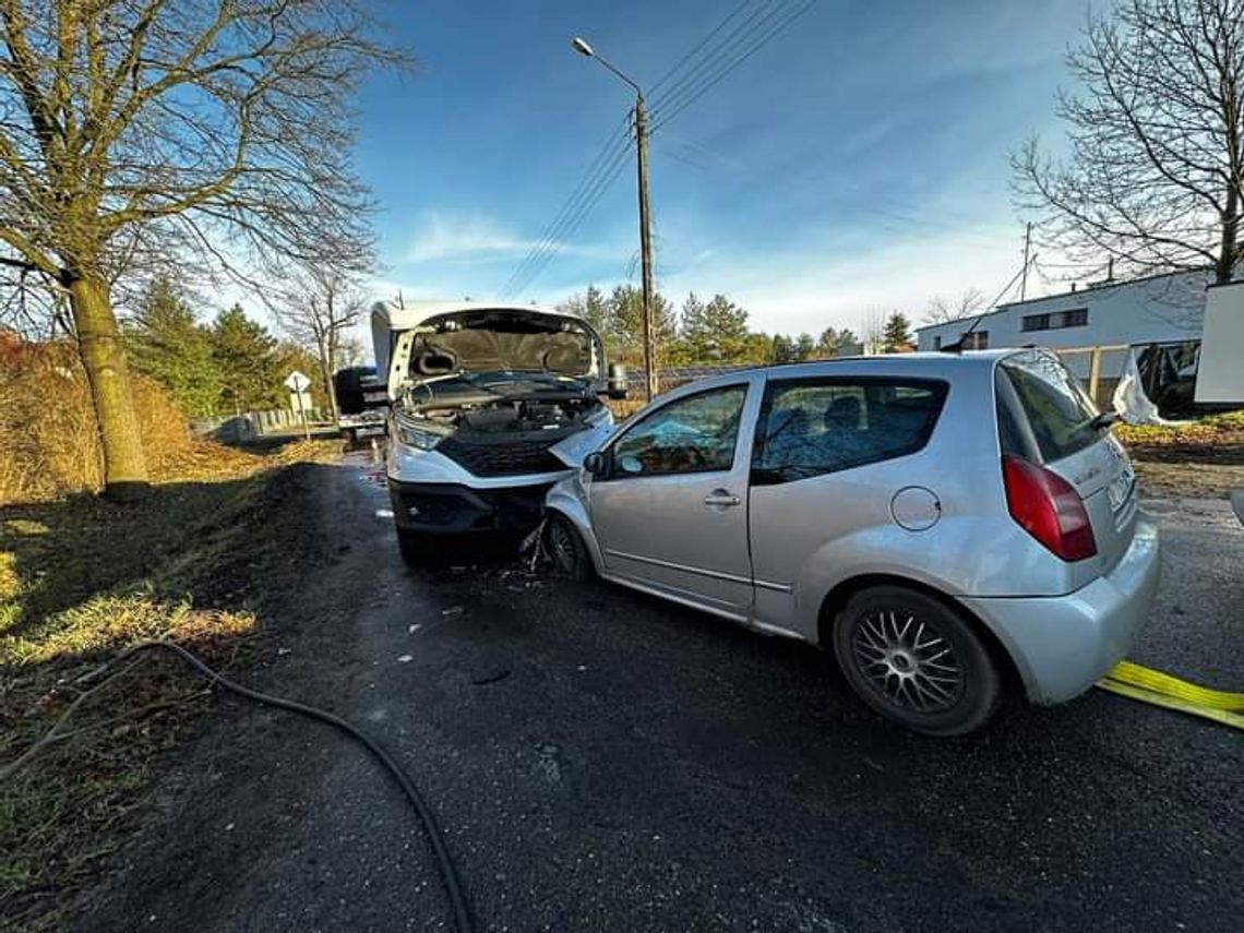 Wypadek w Zbytowej. Są ranni