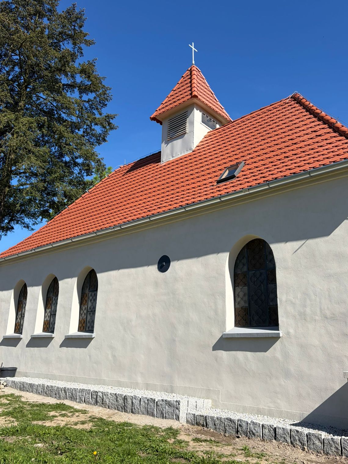 Zakończono remont kaplicy na cmentarzu w Międzyborzu