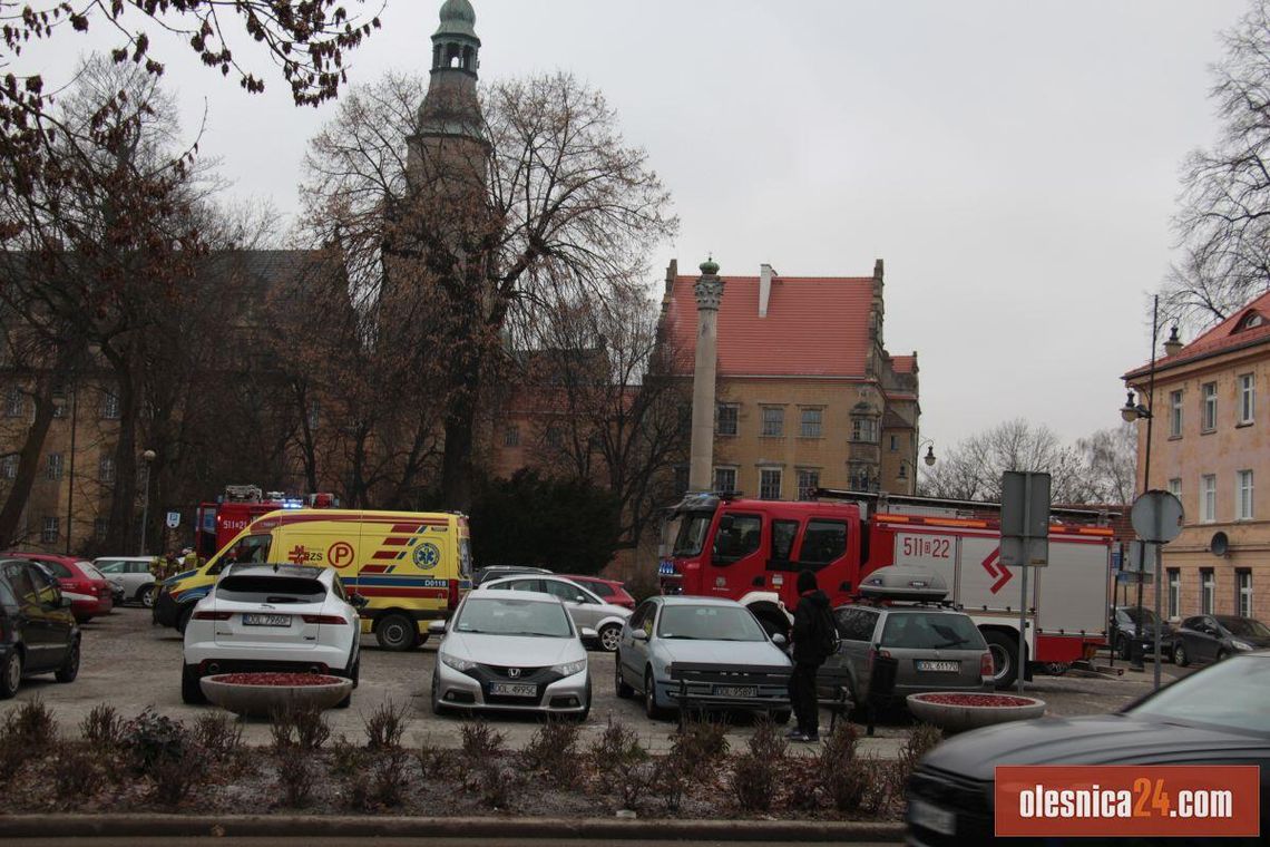 Zatrzymanie krążenia na ulicy Sejmowej w Oleśnicy. Straż i pogotowie interweniowały