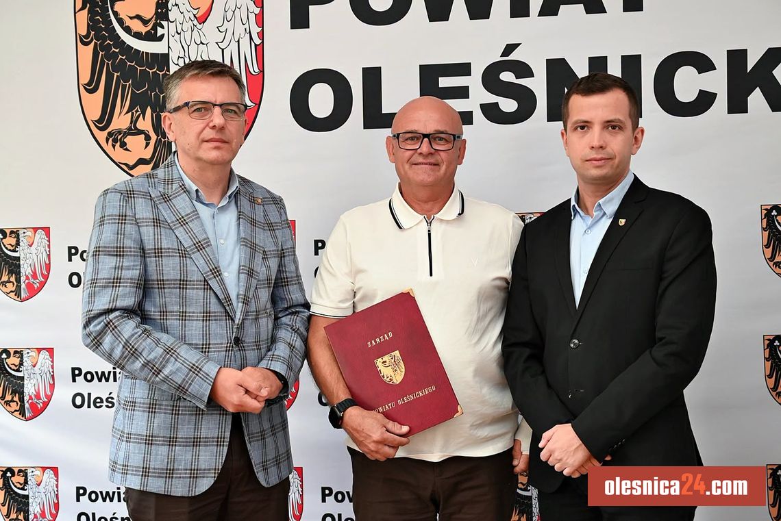 Zmiana na czele PCPR w Oleśnicy. Krzysztof Sztochel nowym dyrektorem Zmiana na czele PCPR w Oleśnicy. Krzysztof Sztochel nowym dyrektorem