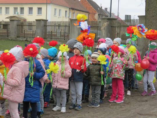 Pierwszy dzień wiosny w szkołach w powiecie oleśnickim