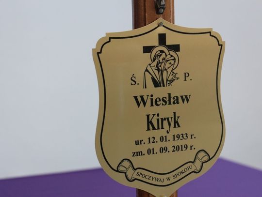 Pożegnanie Wiesława Kiryka na cmentarzu przy ul. Wileńskiej w Oleśnicy