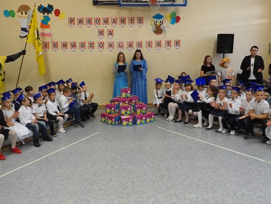 Pasowanie na ucznia w Szkole Podstawowej nr 1 w Oleśnicy