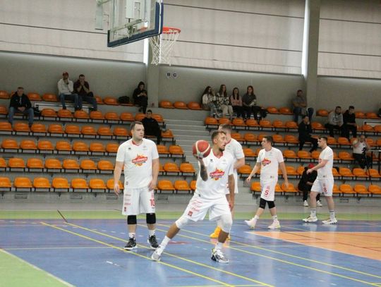 Koszykarze Team-Plastu zainaugurowali sezon w Oleśnicy