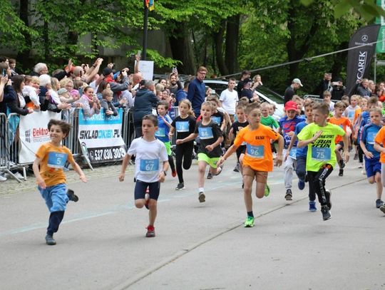 Nocny Sztafetowy Półmaraton w Oleśnicy