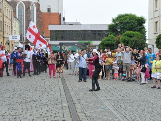 XXVI Międzynarodowy Festiwal Folklorystyczny "Świat pod Kyczerą" Oleśnica cz. II