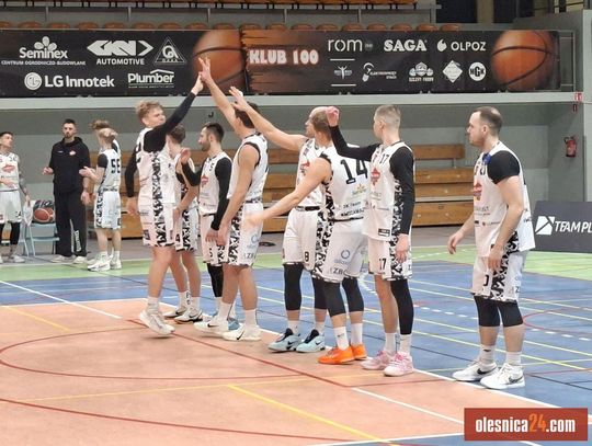 Team-Plast KK Oleśnica - PGE GiEK Turów Zgorzelec Team-Plast KK Oleśnica - PGE GiEK Turów Zgorzelec